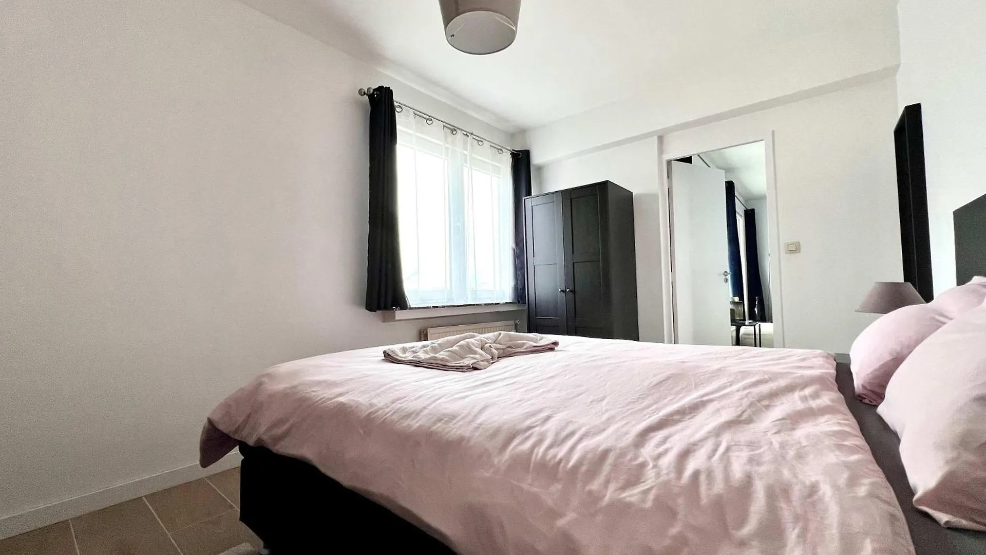 דירות Elegant 2Pcs Proche Bruxelles בלגיה