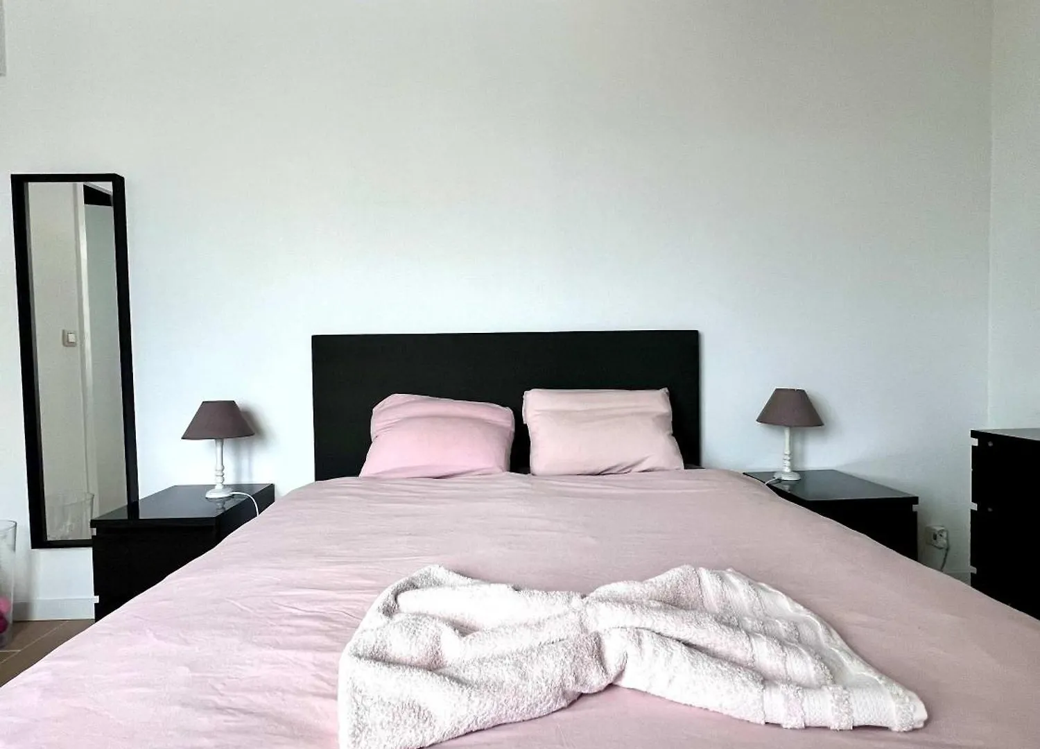 דירות Elegant 2Pcs Proche Bruxelles בלגיה